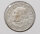 Die Rückseite zeigt den deutschen Reichsadler in klassischer Gestaltung. Die Umschrift „Deutsches Reich“ und der Nennwert „2 Reichsmark“ in Frakturschrift umrahmen das Motiv. Zwischen den Worten befinden sich dezente Eichenblätter. Unter dem Adler ist deutlich das Münzzeichen „D“ für München zu erkennen.