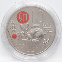 Runde Münze mit geprägtem Portraitprofil-Motiv,...