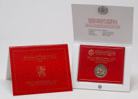 Runde Münze mit geprägtem Portraitprofil-Motiv, Brilliant Uncirculated, feine Oberflächenstruktur.