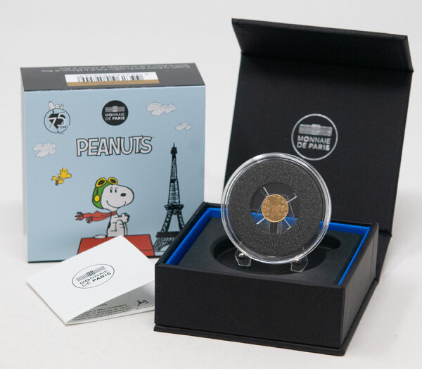 „Goldmünze Frankreich 2025 – 5 Euro Snoopy (Peanuts) ½ g Gold .9999 – Snoopy umarmt Herz, 75 Jahre Jubiläum, Pfotenabdruck-Hintergrund mit Woodstock, offizieller RF Schriftzug.“