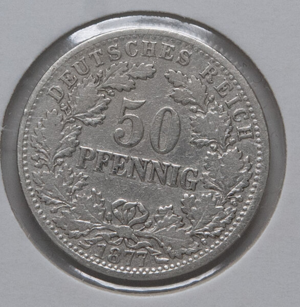 50 Pfennig Deutsches Reich 1877, Silbermünze mit Eichenlaubkranz und Reichsadler, Prägezeichen D