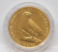 Goldmünze 10 Euro San Marino 2025, zweites offizielles Porträt von König Charles III. (Design Jody Clark) im Münzkern des Euro-Layouts, 12 umlaufende EU-Sterne