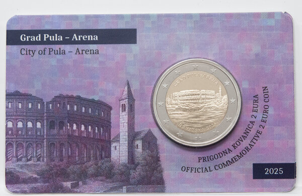 Vorderseite der exklusiven Coincard 2025 „Pula Arena“. Die Karte zeigt das historische Amphitheater und die Limitierungshinweise. Die Münze ist perfekt zentriert in der BU-Erhaltung sichtbar.