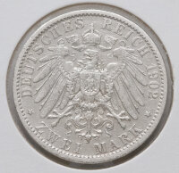 Rückseite der Münze: Der bekrönte Reichsadler des Deutschen Kaiserreichs mit Brustschild. Die Umschrift zeigt den Nennwert „ZWEI MARK“ und das Jahr 1902. Klare Details im Gefieder und saubere Randperlung.