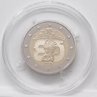 Die europäische Seite zeigt den Nennwert von 2 Euro sowie die Europakarte und die zwölf Sterne der EU-Flagge.