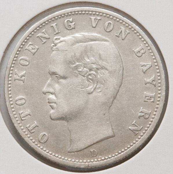 Die Rückseite der Münze zeigt den gekrönten Reichsadler des Deutschen Kaiserreichs mit dem preußischen Wappenschild auf der Brust. Die Umschrift lautet DEUTSCHES REICH 1906, gefolgt vom Nennwert ZWEI MARK. Die detaillierte Ausarbeitung der Federn und der Kaiserkrone zeugt von der hohen Prägequalität der Münze München.