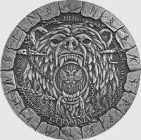 Rückseite der Vengeful-Ausgabe im Blister: Fokus auf das heraldische Symbol der Germania Mint inmitten nordischer Runen-Ästhetik.