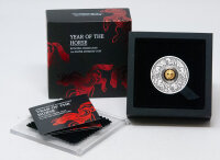 Die Rückseite zeigt fünf Pferde in...