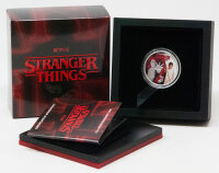 Vorderseite der Tuvalu 50 Cent 2026 Stranger Things Silbermünze mit dem farbintensiven und packenden Porträtduell von Eleven und Vecna.