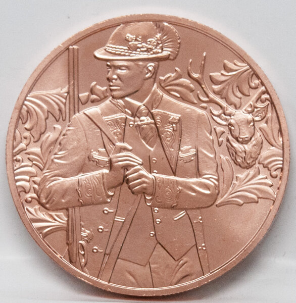 Vorderseite der Österreich 10 Euro 2026 Kupfermünze Anpirschen - Horn mit dem detailreichen Jagd- und Hornmotiv.