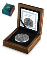 Spektakuläre Motivseite der 2 oz Feinsilbermünze 2026 Thor & Jörmungandr im Ultra High Relief mit Edelsteinen und UV-Farben.